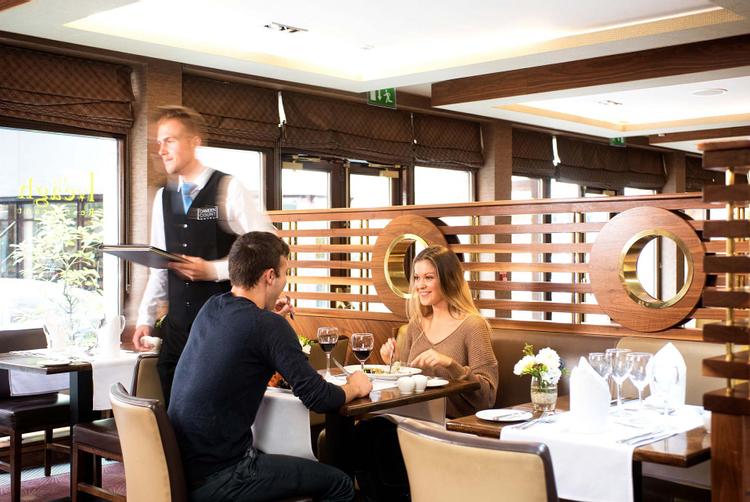 Camden Court Hotel | Dublin 2 | 1