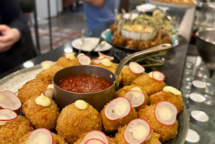 Camden Court Hotel | Dublin 2 | 4